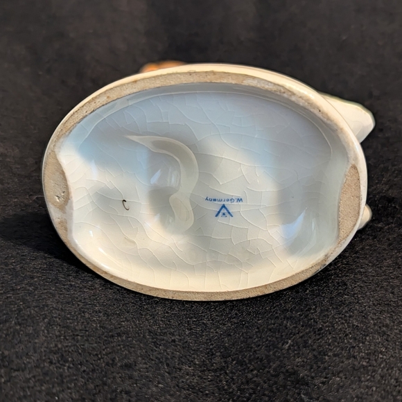 Vintage Hummel Figurine "Goose Girl" - Picture 8 of 8